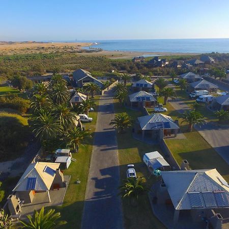 Alte Brucke Holiday Resort スワコプムント エクステリア 写真